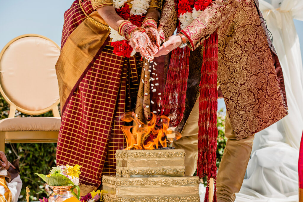 Hindu-wedding-ceremony-with-sacred-fire-ritual-during-luxury-Indian-wedding-planned-in-the-San-Francisco-Bay-Area.